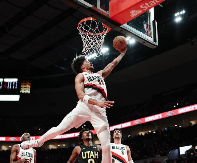 关于波特兰开拓者今晚手感冰凉；志在英超名次提升；震撼外界；团队化学反应显著的信息