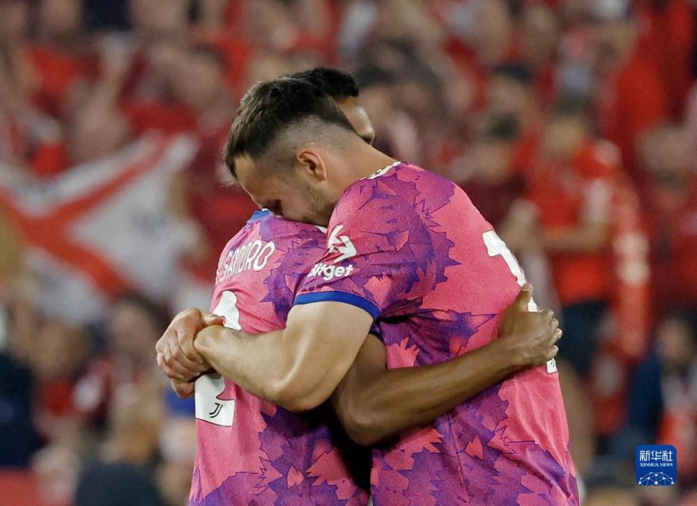 关于欧联倒计时,塞维利亚集结日队长鼓劲,细节引发关注,赛场秩序良好,纪律约束更严格的信息 关于欧联倒计时,塞维利亚集结日队长鼓劲,细节引发关注,赛场秩序良好,纪律约束更严格的信息