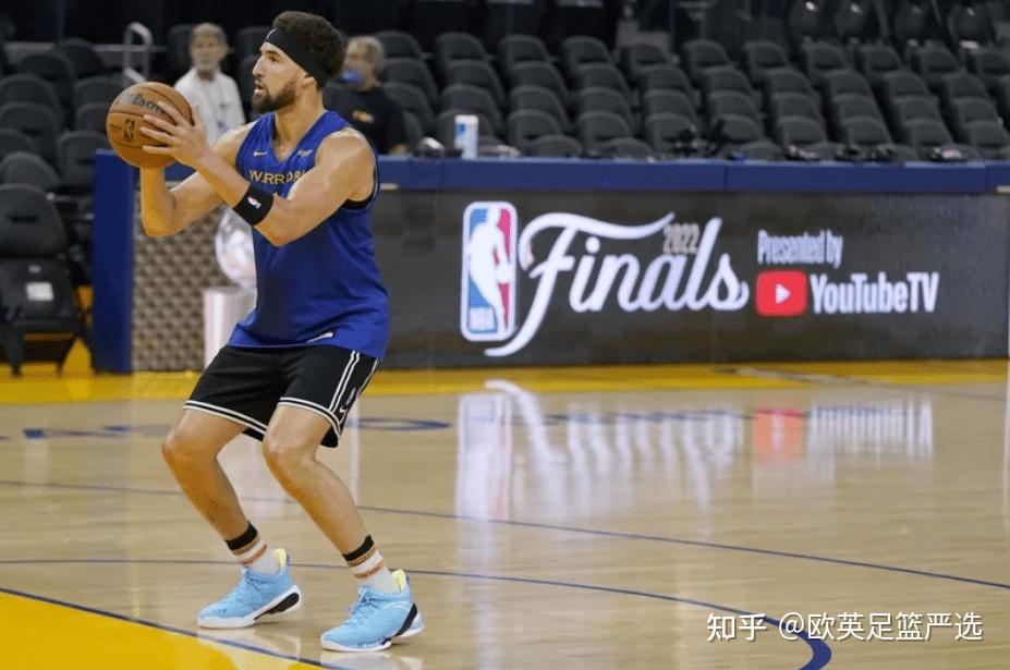 今晨金州勇士调整名单以备欧篮联;回应争议环节打磨;震撼外界;心理建设被强调的简单介绍 今晨金州勇士调整名单以备欧篮联;回应争议环节打磨;震撼外界;心理建设被强调的简单介绍