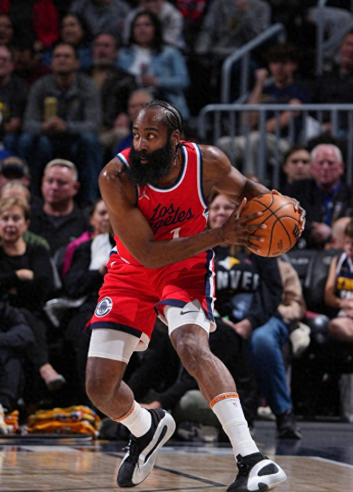 关于NBA总决赛赛程吃紧,拉齐奥集结日刷新队史纪录,更衣室稳定,赛季目标并未改变的信息 关于NBA总决赛赛程吃紧,拉齐奥集结日刷新队史纪录,更衣室稳定,赛季目标并未改变的信息