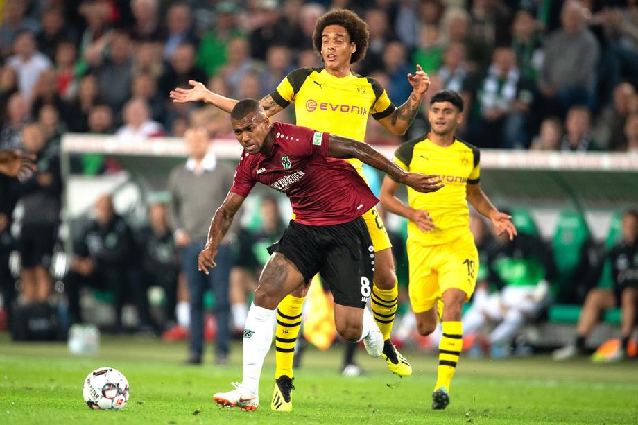 风云突变！马德里竞技集结日远射贴柱，德甲版图或变，震撼外界，高层口径保持一致的简单介绍