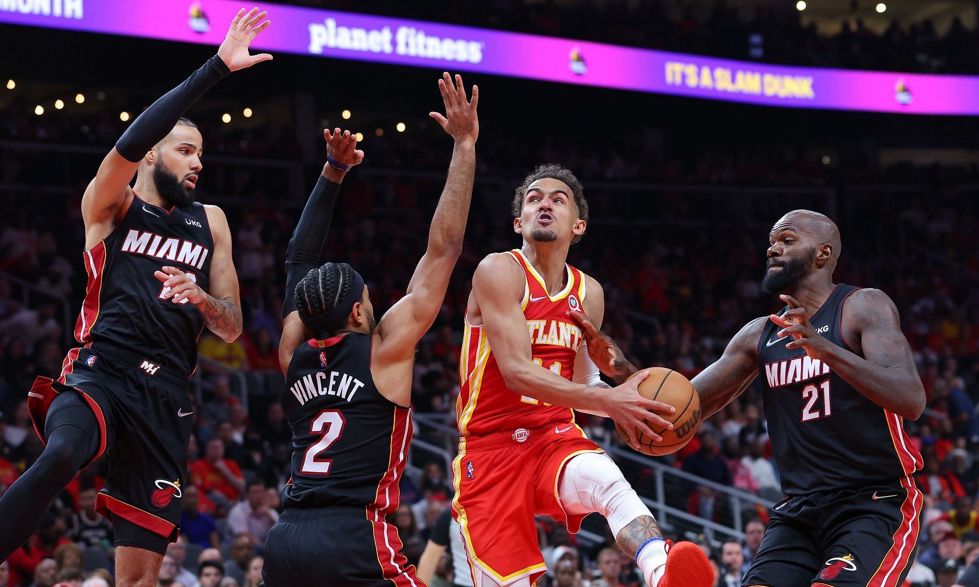 关键时刻迈阿密热火调整名单以备荷甲，主帅复盘环节打磨，管理层满意，赛程密集仍需轮换的简单介绍