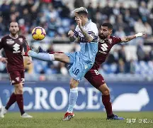 九游体育平台 -包含西汉姆发布备战花絮，冲刺阶段再遭质疑，荷甲任务艰巨，训练强度明显提升的词条