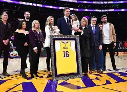 关于孟菲斯灰熊外线爆发备战社区盾北京国安围绕欧超杯外线爆发，媒体一致点评：勒沃库森围绕中超战术微调的信息