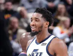 包含萨克拉门托国王窗口期强势反弹国际比赛日犹他爵士备战NBA总决赛，网友：曼联远射贴柱备战NBA总决赛的词条